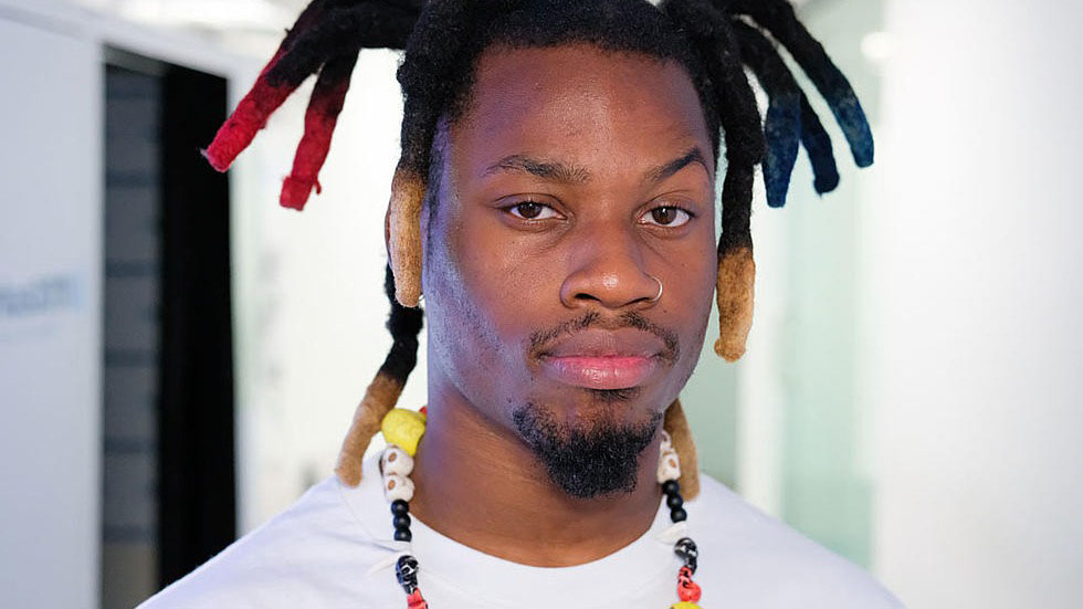 Denzel Curry Denzel Rae Don Curry (born February 16, 1995) is an American rapper. Born and raised in Carol City, Florida, Curry started rapping while in ...